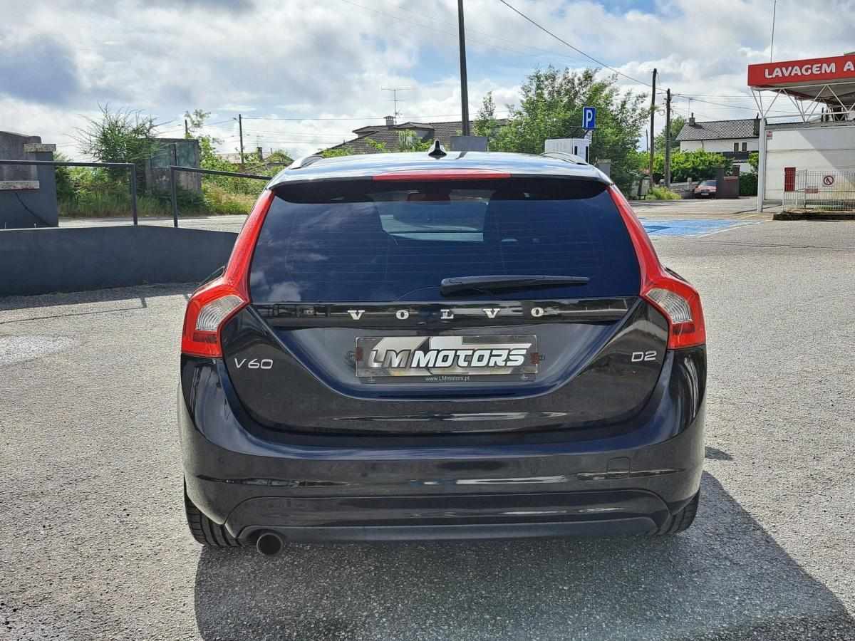 volvo-v60-1-6-d2-2013-diesel-1560cc