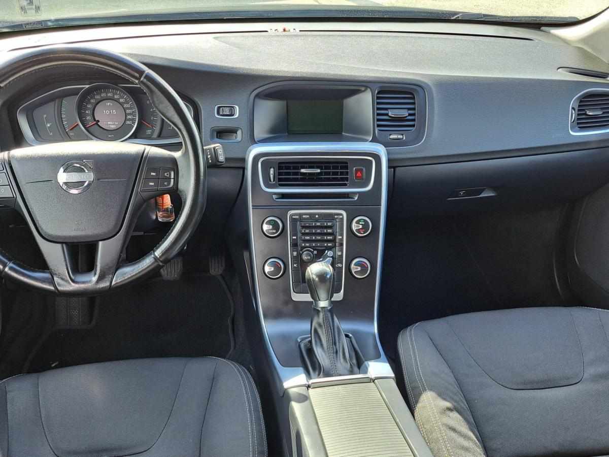 volvo-v60-1-6-d2-2013-diesel-1560cc