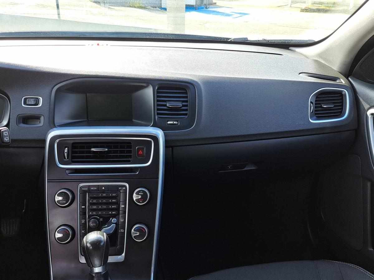 volvo-v60-1-6-d2-2013-diesel-1560cc