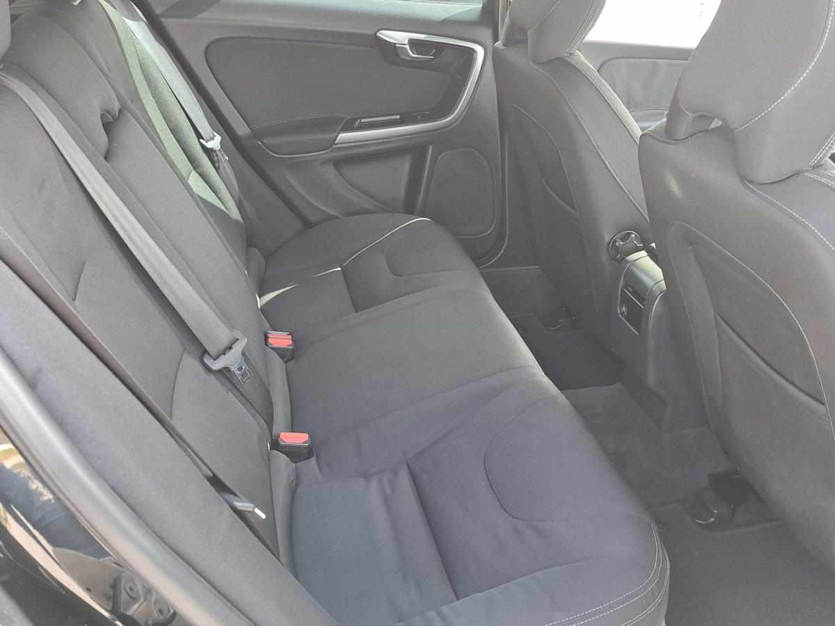 volvo-v60-1-6-d2-2013-diesel-1560cc