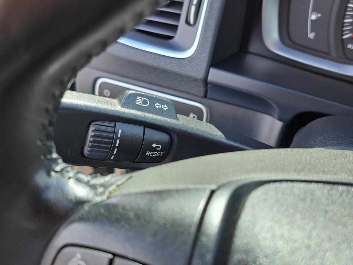 volvo-v60-1-6-d2-2013-diesel-1560cc