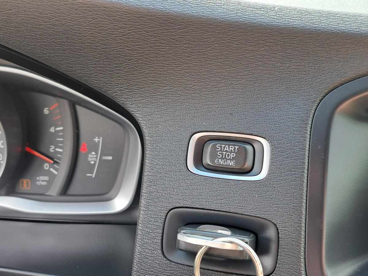 volvo-v60-1-6-d2-2013-diesel-1560cc