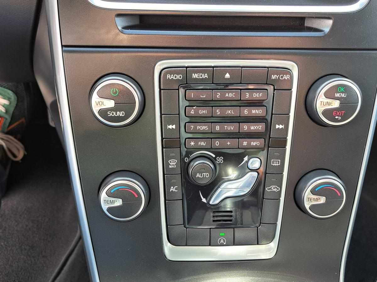 volvo-v60-1-6-d2-2013-diesel-1560cc