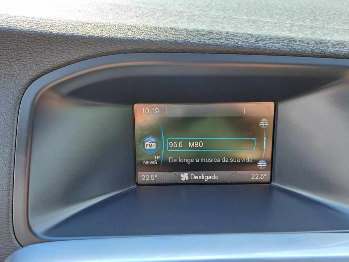 volvo-v60-1-6-d2-2013-diesel-1560cc