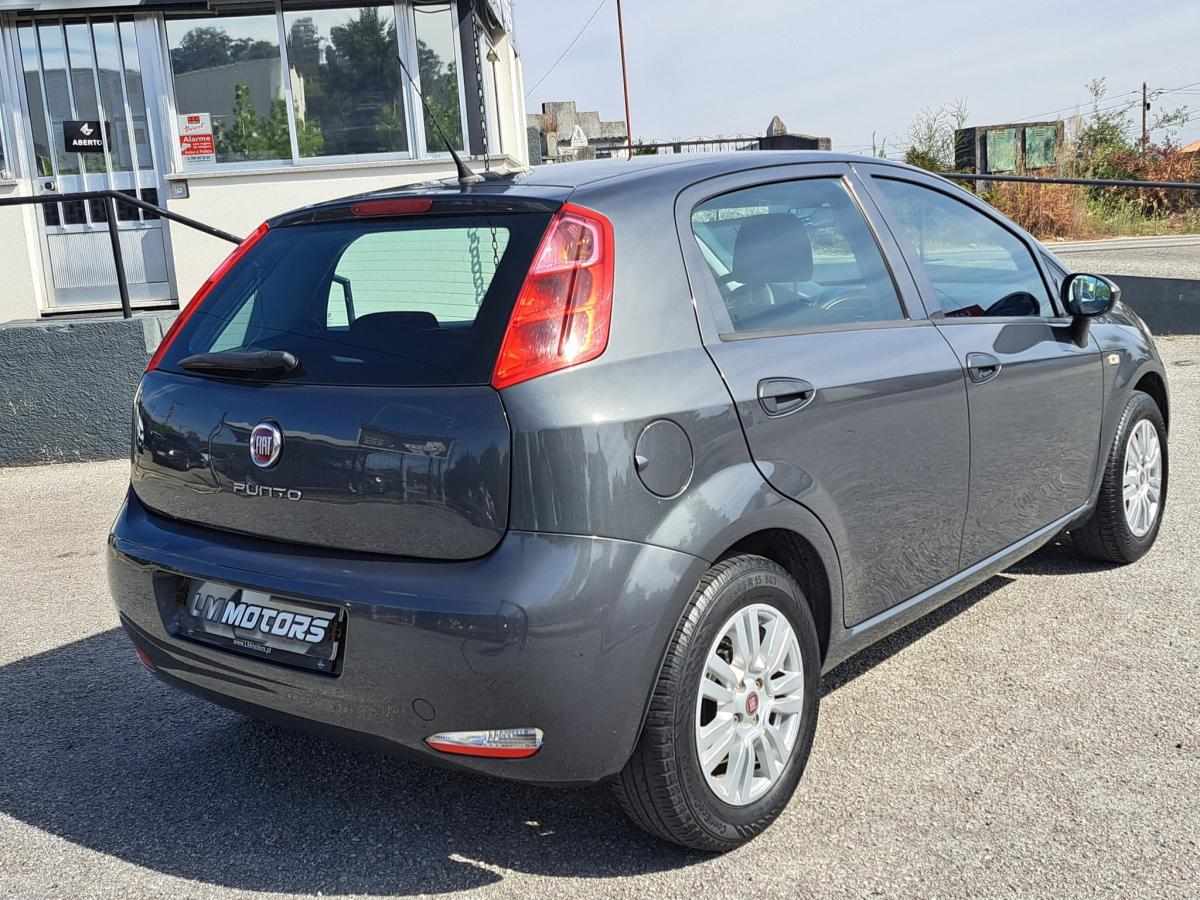 fiat-punto-1-2-2017-gasolina-1242cc