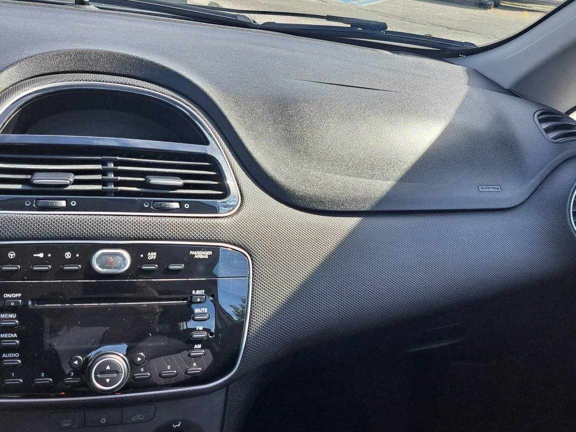 fiat-punto-1-2-2017-gasolina-1242cc