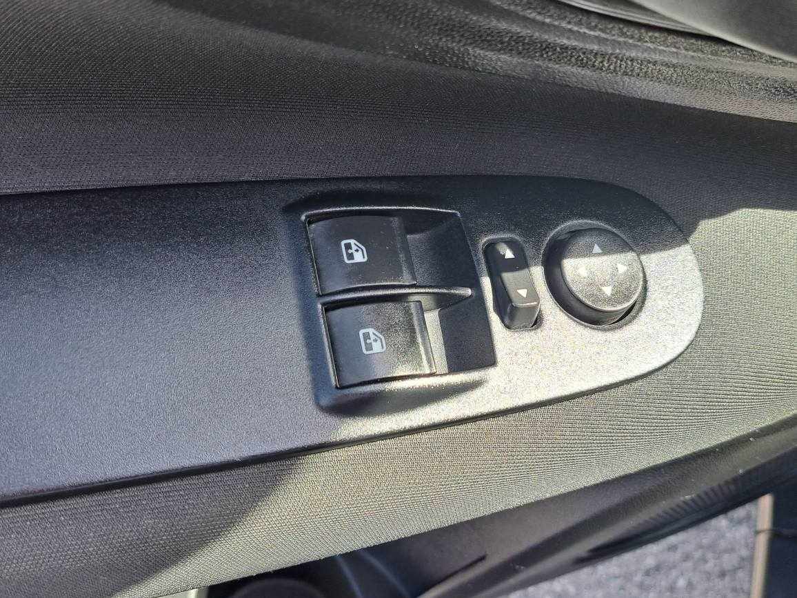 fiat-punto-1-2-2017-gasolina-1242cc