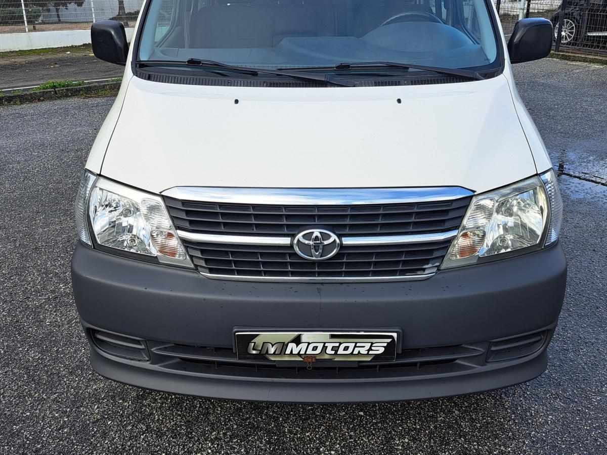 toyota-hiace-2-5-4wd-2010-diesel-2494cc