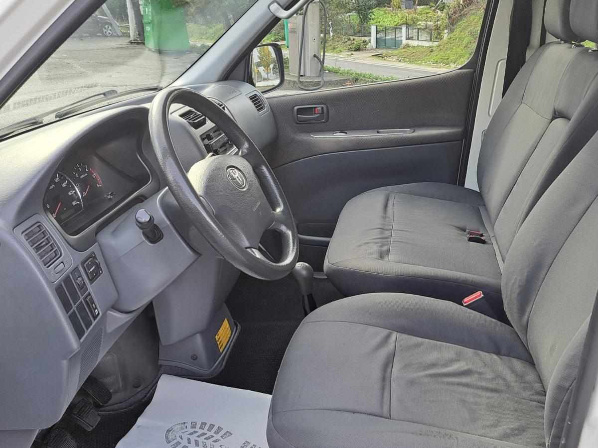 toyota-hiace-2-5-4wd-2010-diesel-2494cc