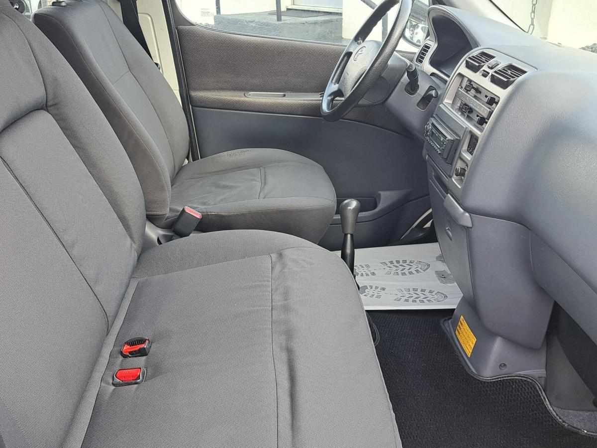 toyota-hiace-2-5-4wd-2010-diesel-2494cc