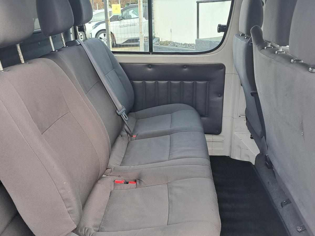 toyota-hiace-2-5-4wd-2010-diesel-2494cc