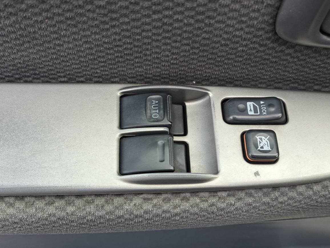 toyota-hiace-2-5-4wd-2010-diesel-2494cc