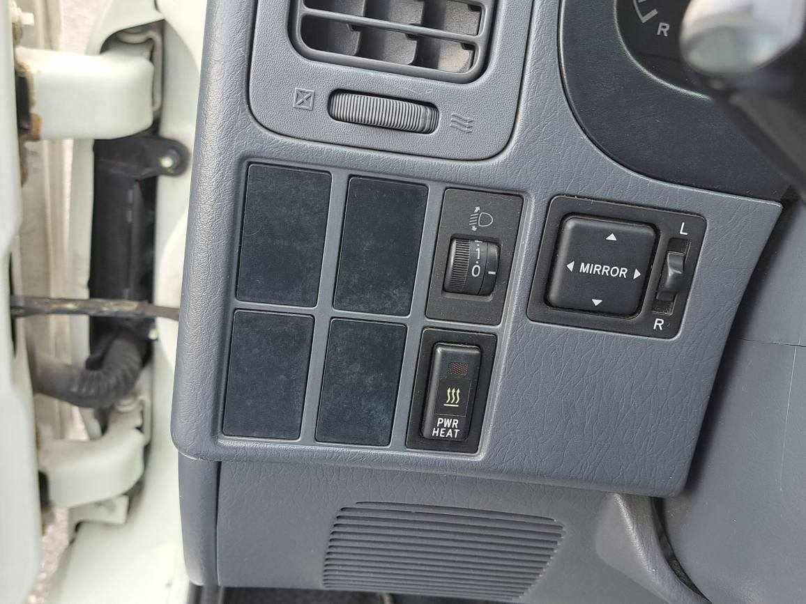 toyota-hiace-2-5-4wd-2010-diesel-2494cc