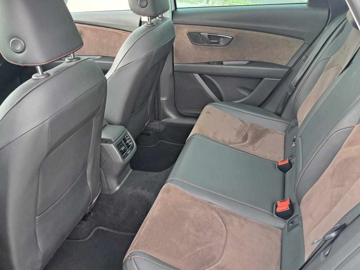 seat-leon-1-6-tdi-4x4-2016-diesel-1598cc