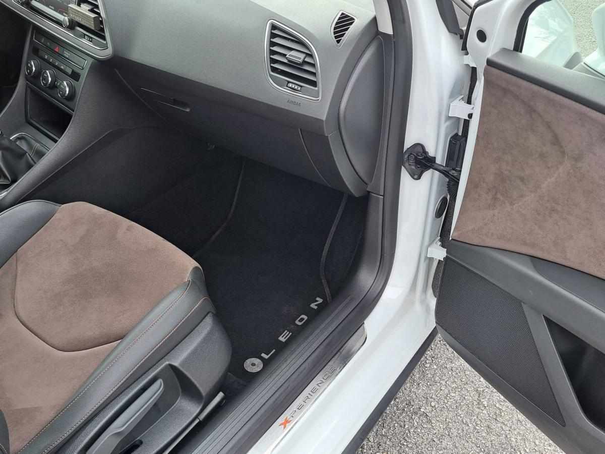 seat-leon-1-6-tdi-4x4-2016-diesel-1598cc