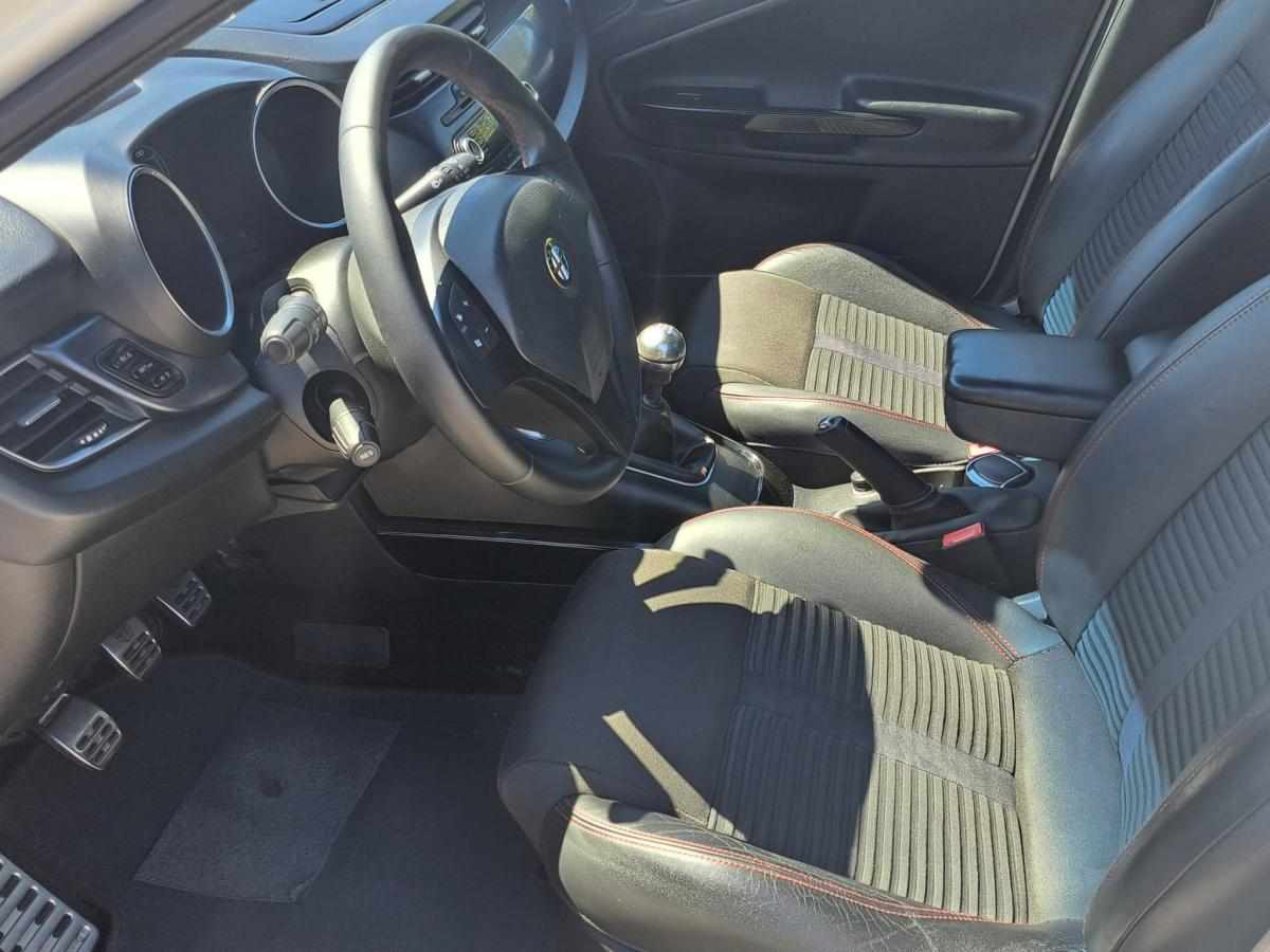 alfa-romeo-giulietta-1-6-jtdm-16v-2012-diesel-1598cc