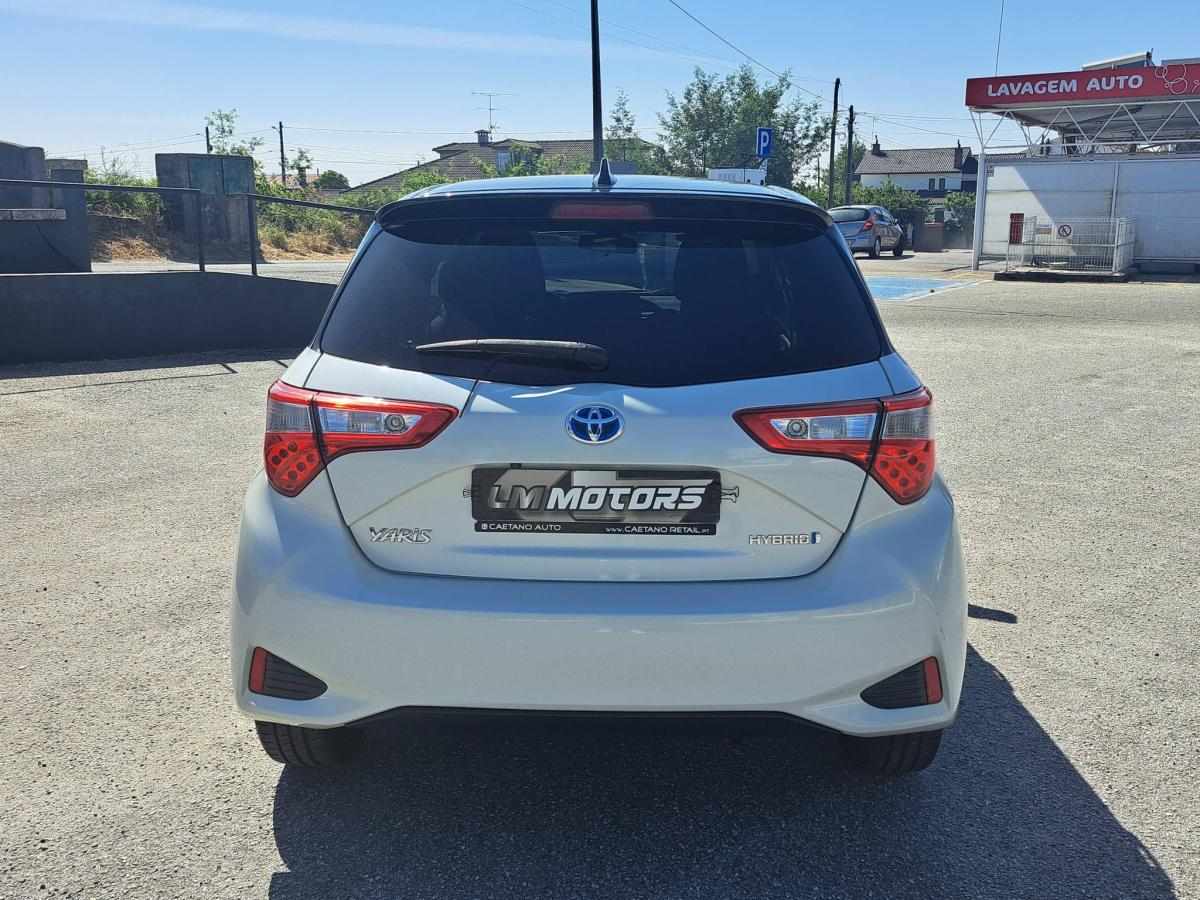 toyota-yaris-hybrid-1-5-vvt-i-2018-gasolina-1497cc