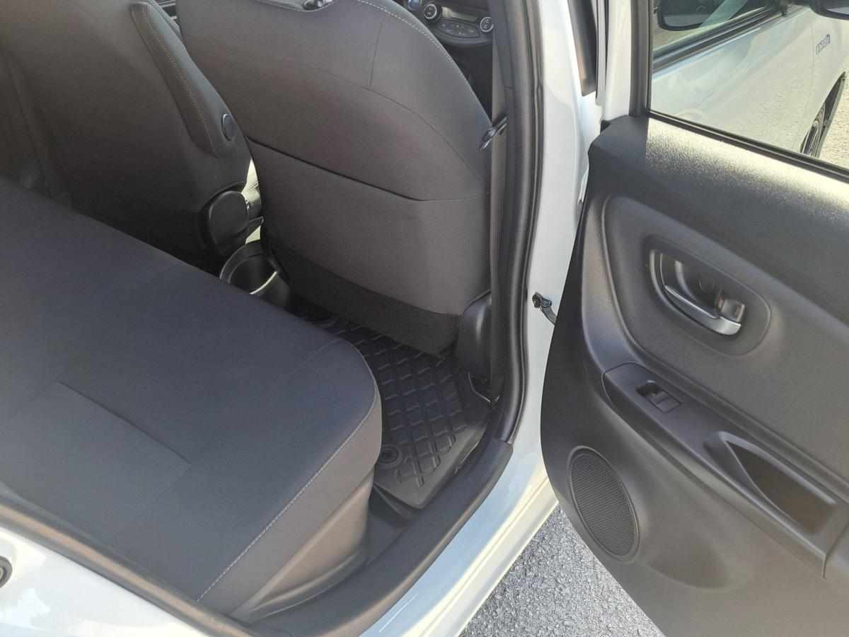 toyota-yaris-hybrid-1-5-vvt-i-2018-gasolina-1497cc