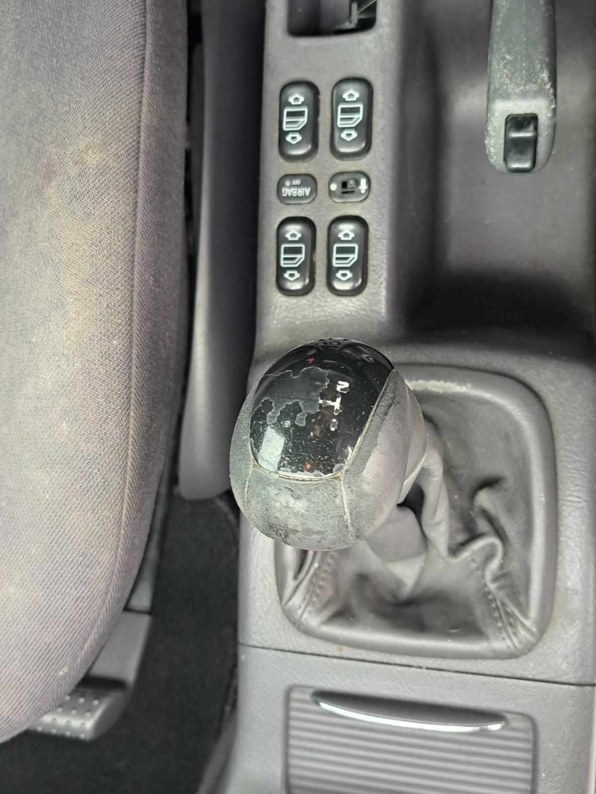mercedes-benz-classe-a-a-140-2001-gasolina-1397cc