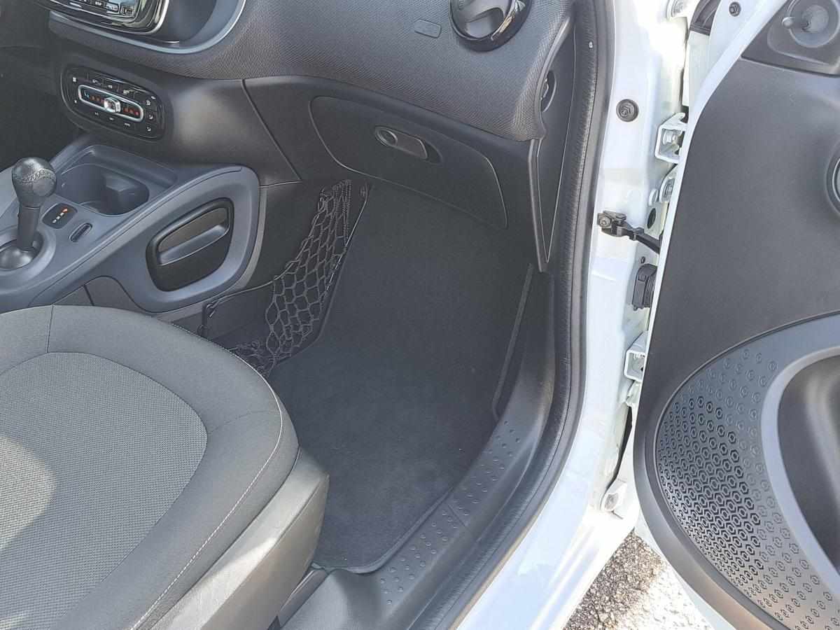smart-forfour-17-6-kwh-2018-eletrico