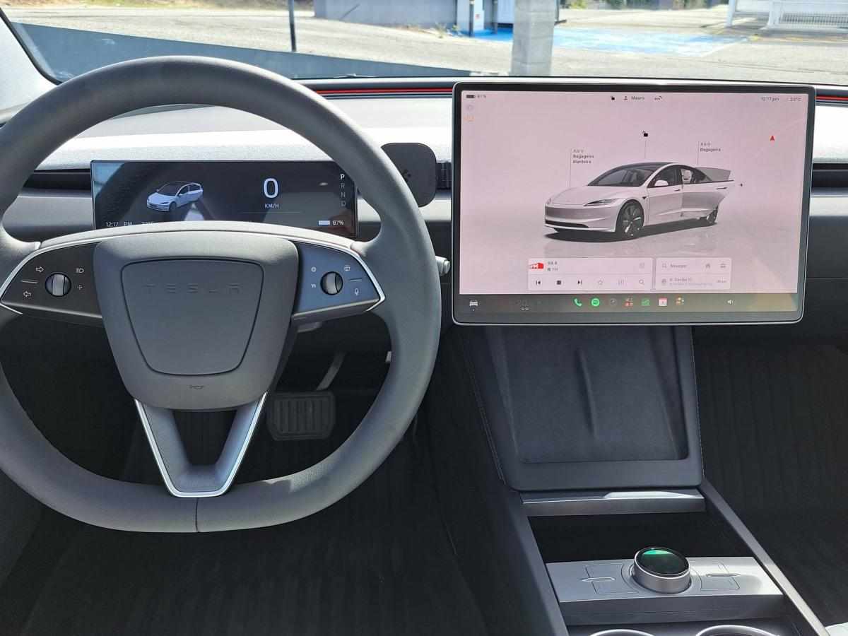 tesla-model-3-60-kwh-standard-range-2025-eletrico