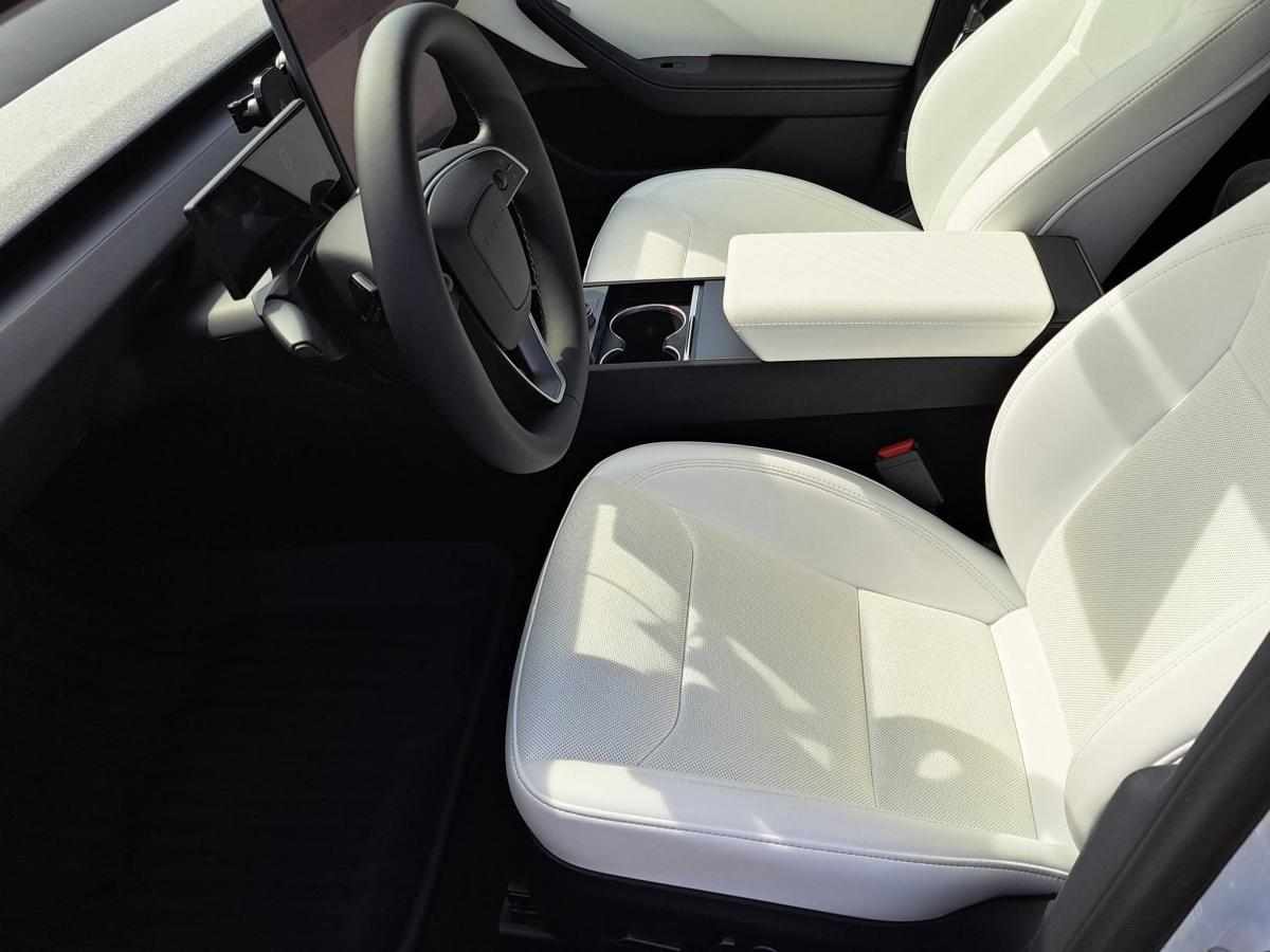 tesla-model-3-60-kwh-standard-range-2025-eletrico