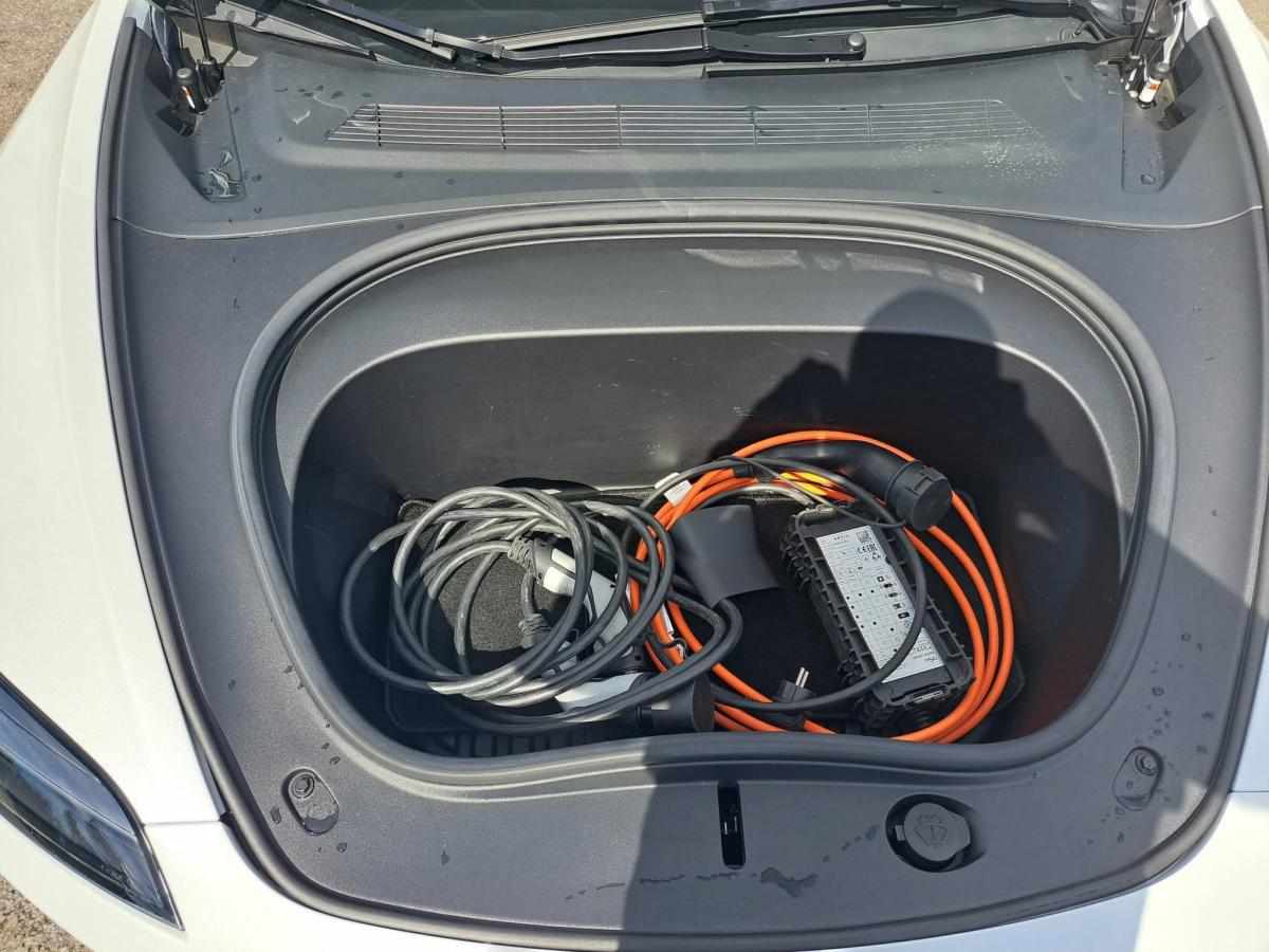 tesla-model-3-60-kwh-standard-range-2025-eletrico