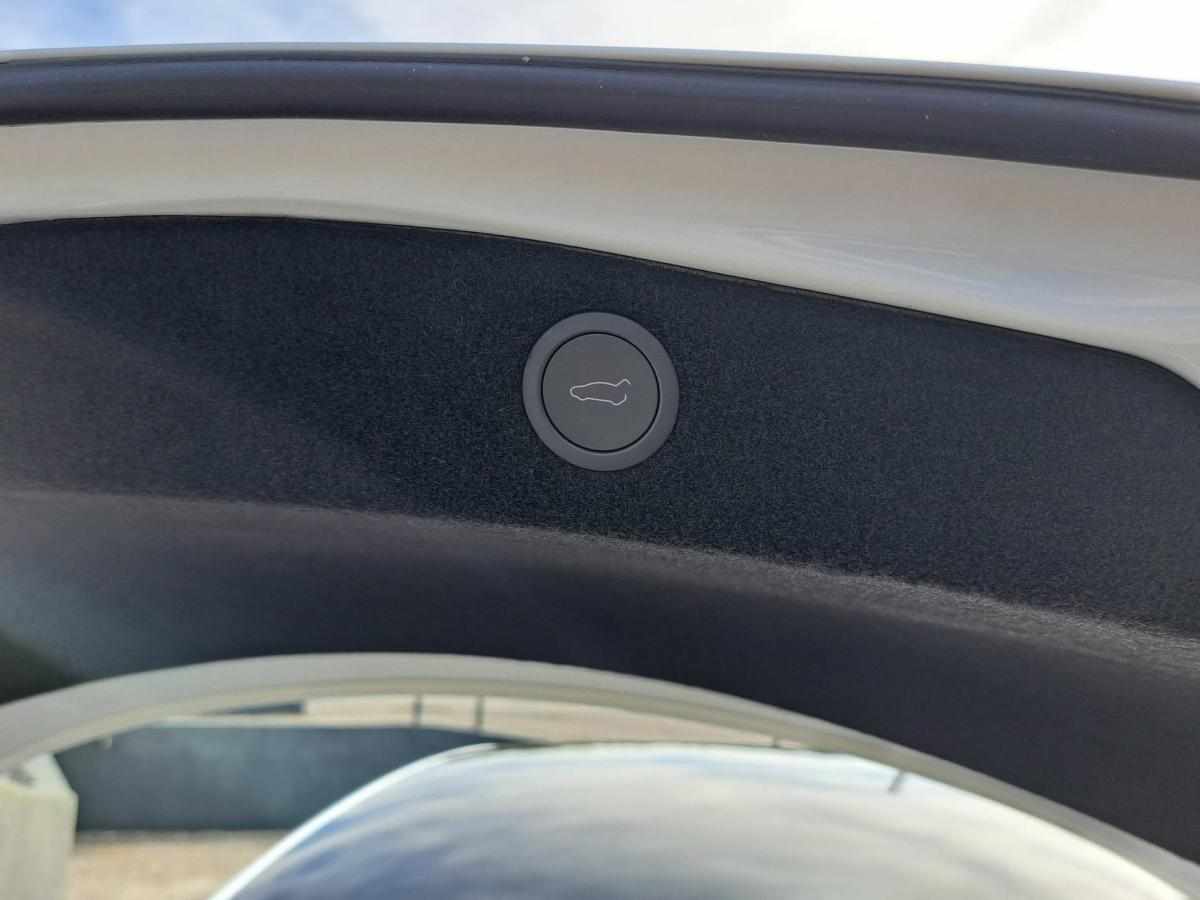 tesla-model-3-60-kwh-standard-range-2025-eletrico