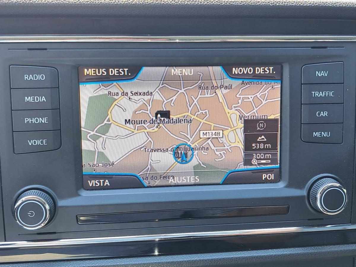 seat-leon-1-6-tdi-ecomotive-2014-diesel-1598cc