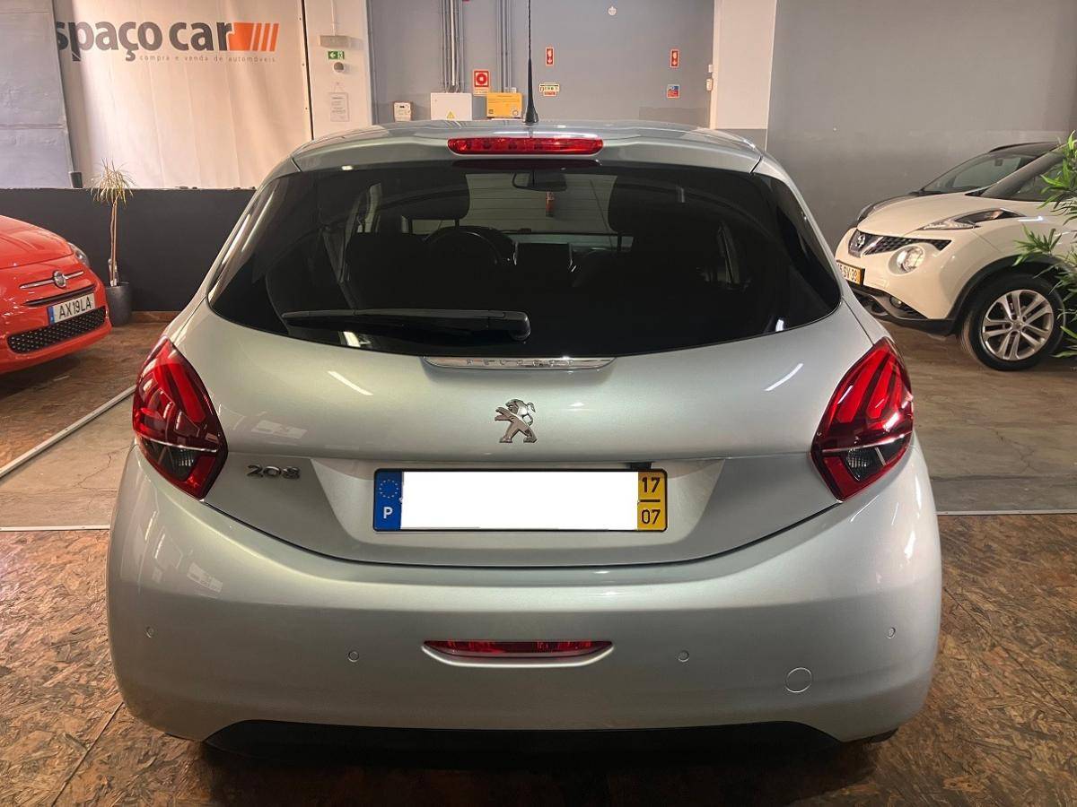 peugeot-208-2017-diesel-1560cc