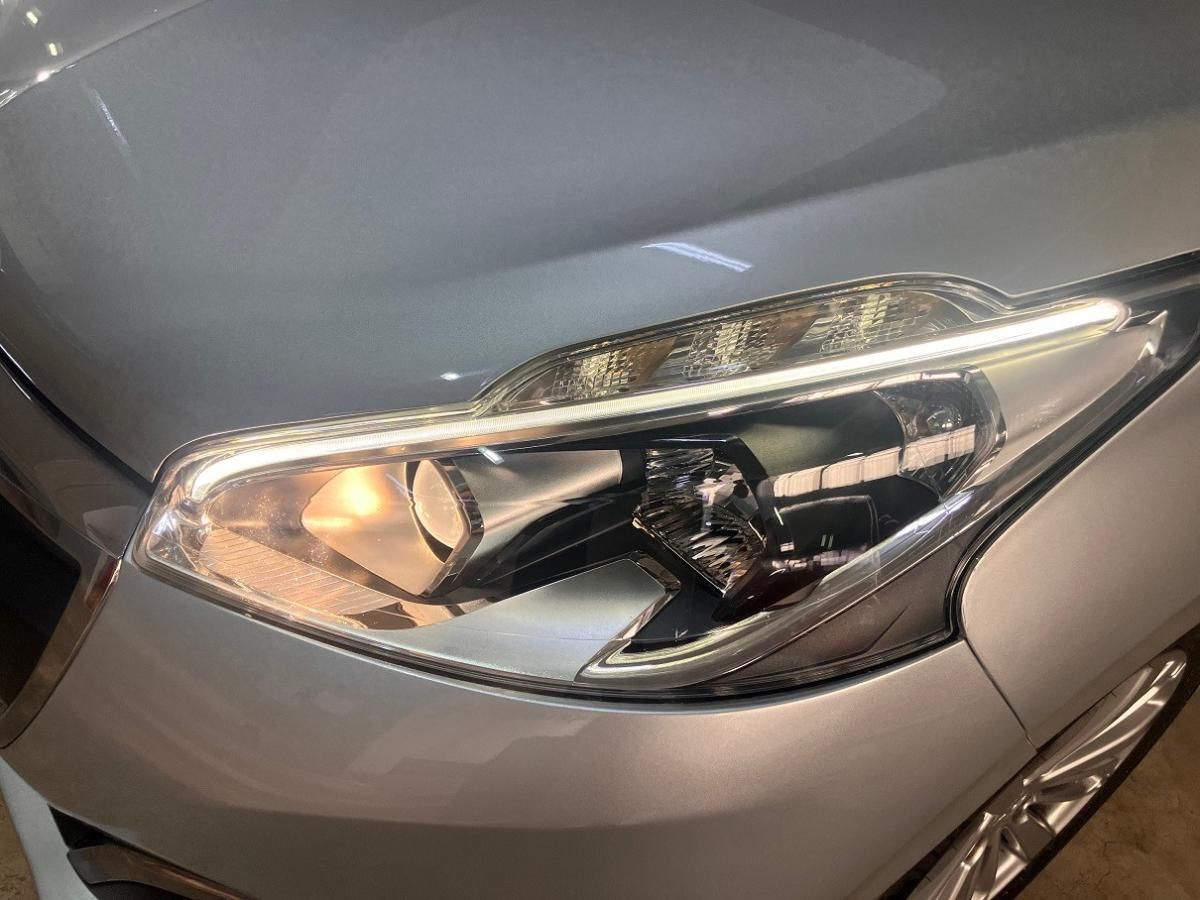 peugeot-208-2017-diesel-1560cc