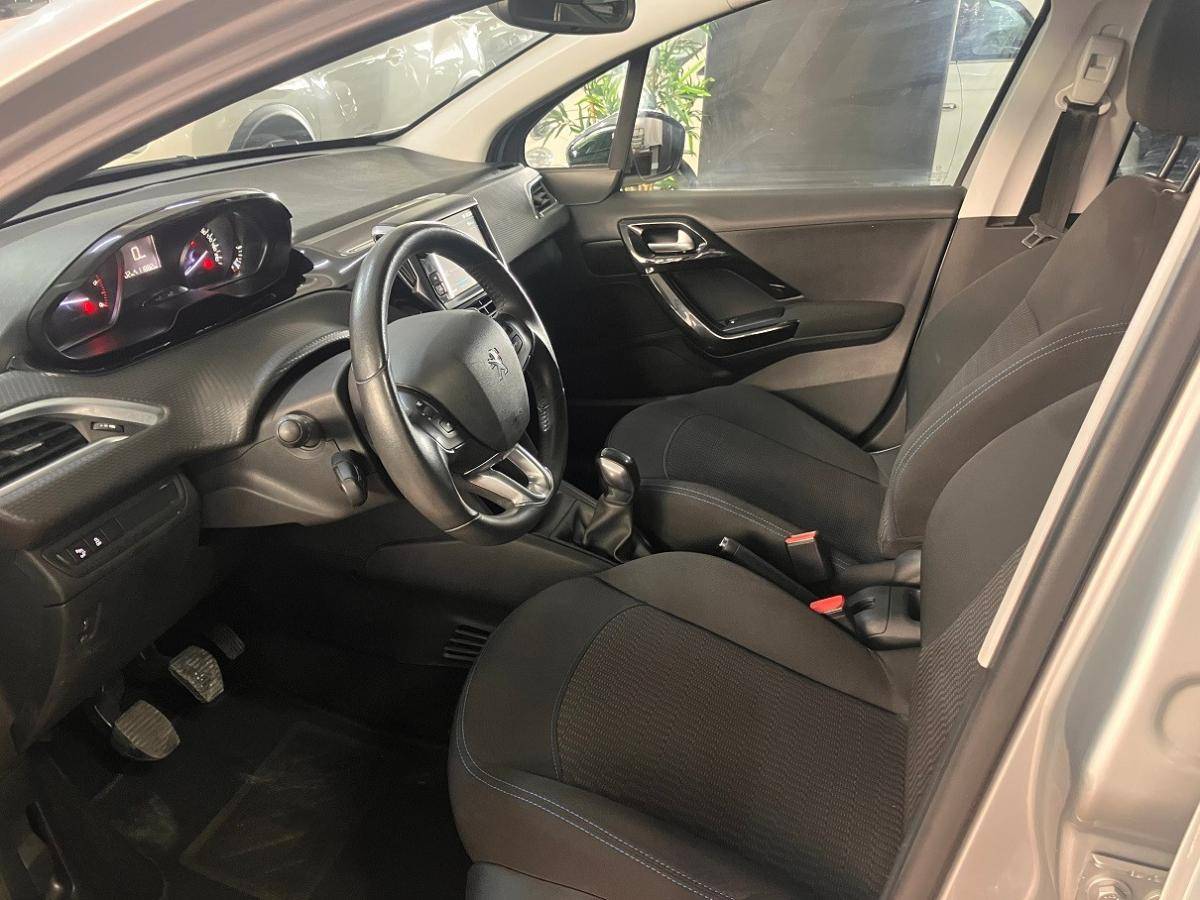 peugeot-208-2017-diesel-1560cc