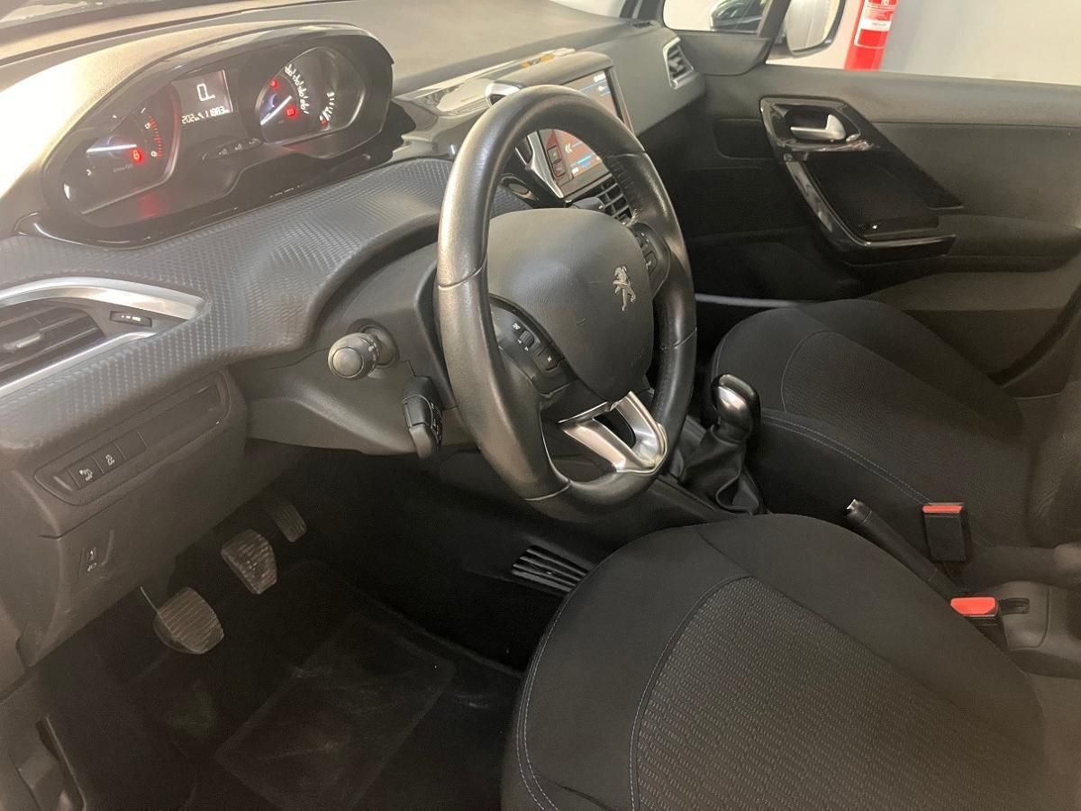 peugeot-208-2017-diesel-1560cc