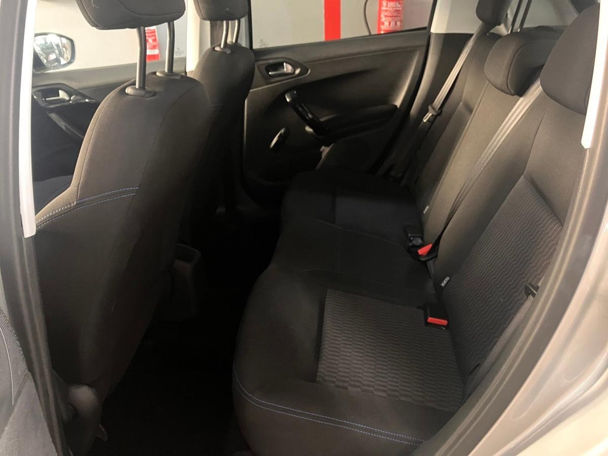 peugeot-208-2017-diesel-1560cc