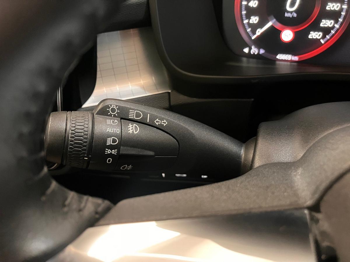 volvo-xc40-2020-hibrido-a-gasolina-1477cc