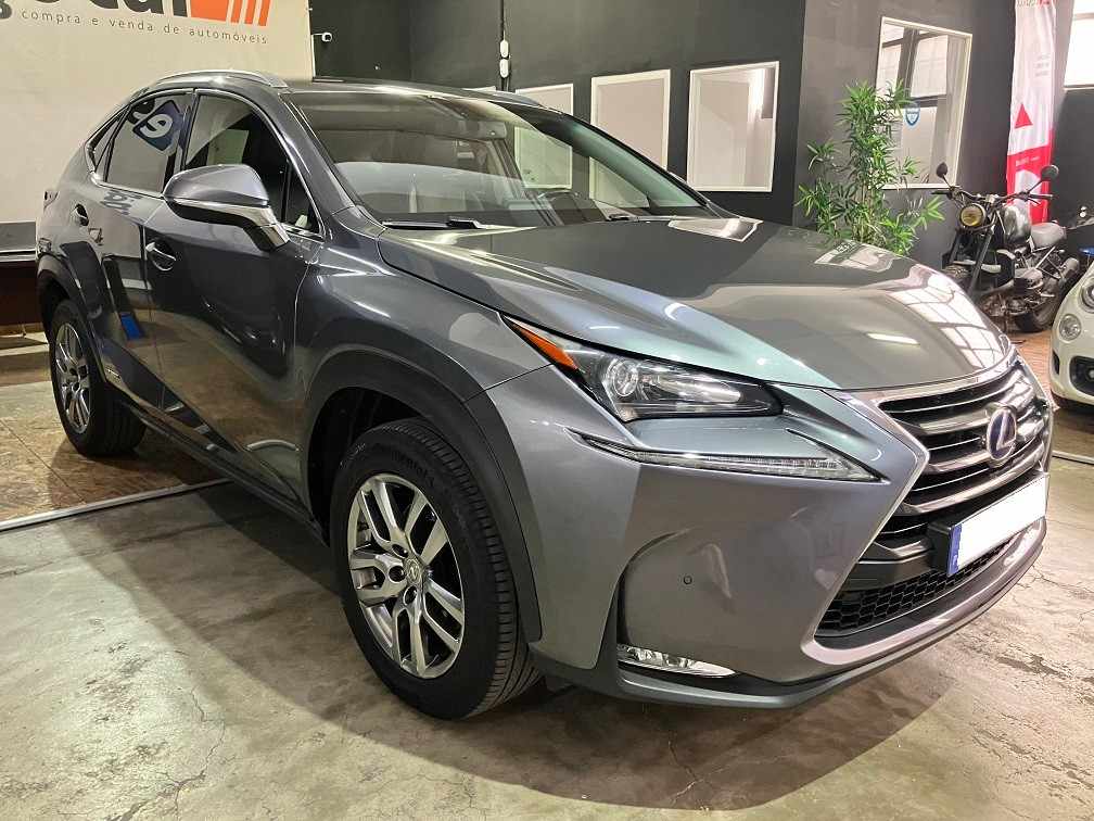 lexus-nx-2015-hibrido-a-gasolina-2494cc