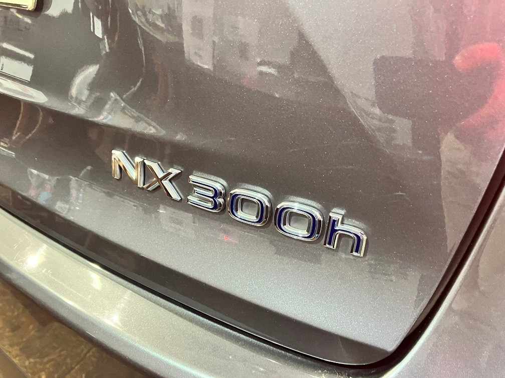 lexus-nx-2015-hibrido-a-gasolina-2494cc