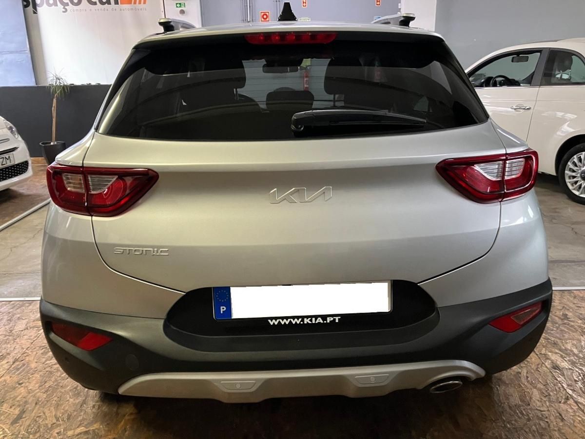 kia-stonic-2024-gasolina-1197cc