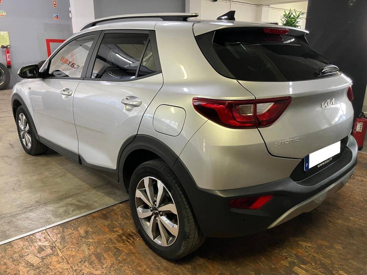 kia-stonic-2024-gasolina-1197cc