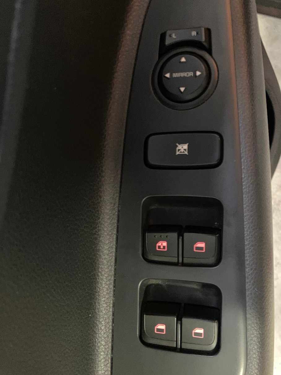 kia-stonic-2024-gasolina-1197cc