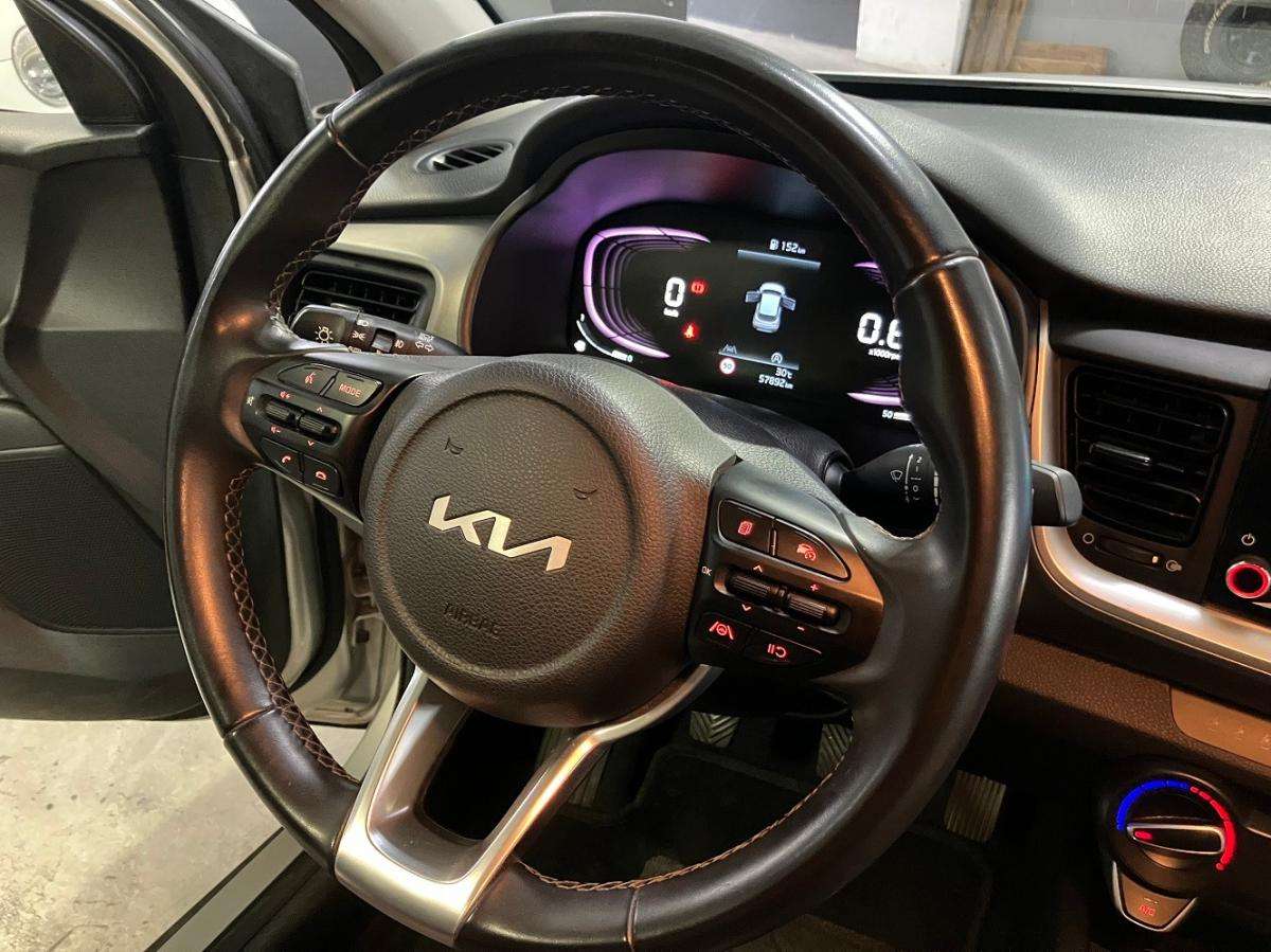 kia-stonic-2024-gasolina-1197cc