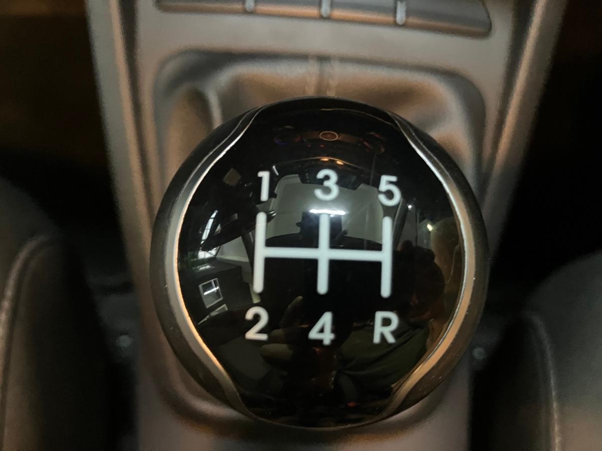 kia-stonic-2024-gasolina-1197cc