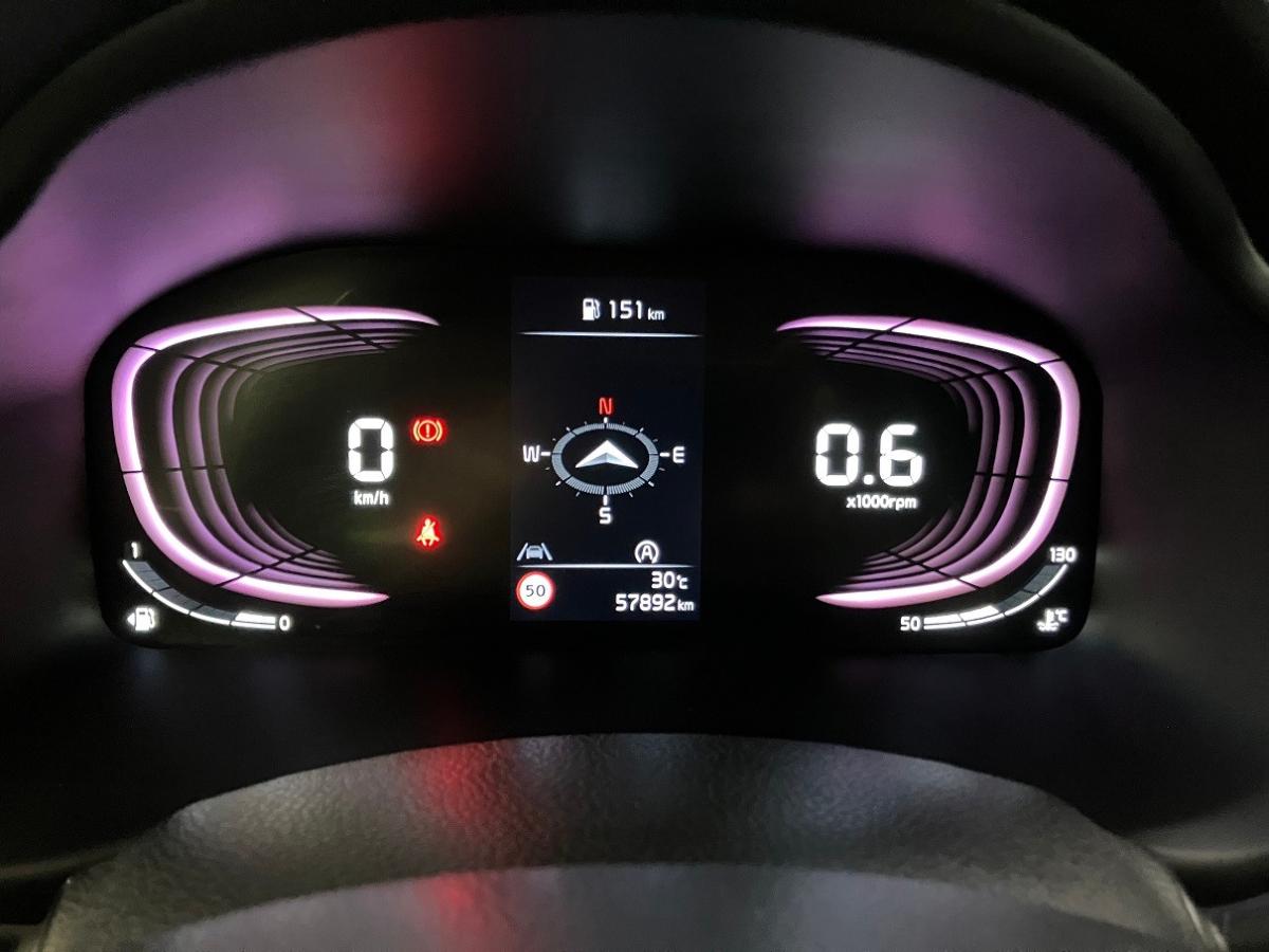 kia-stonic-2024-gasolina-1197cc