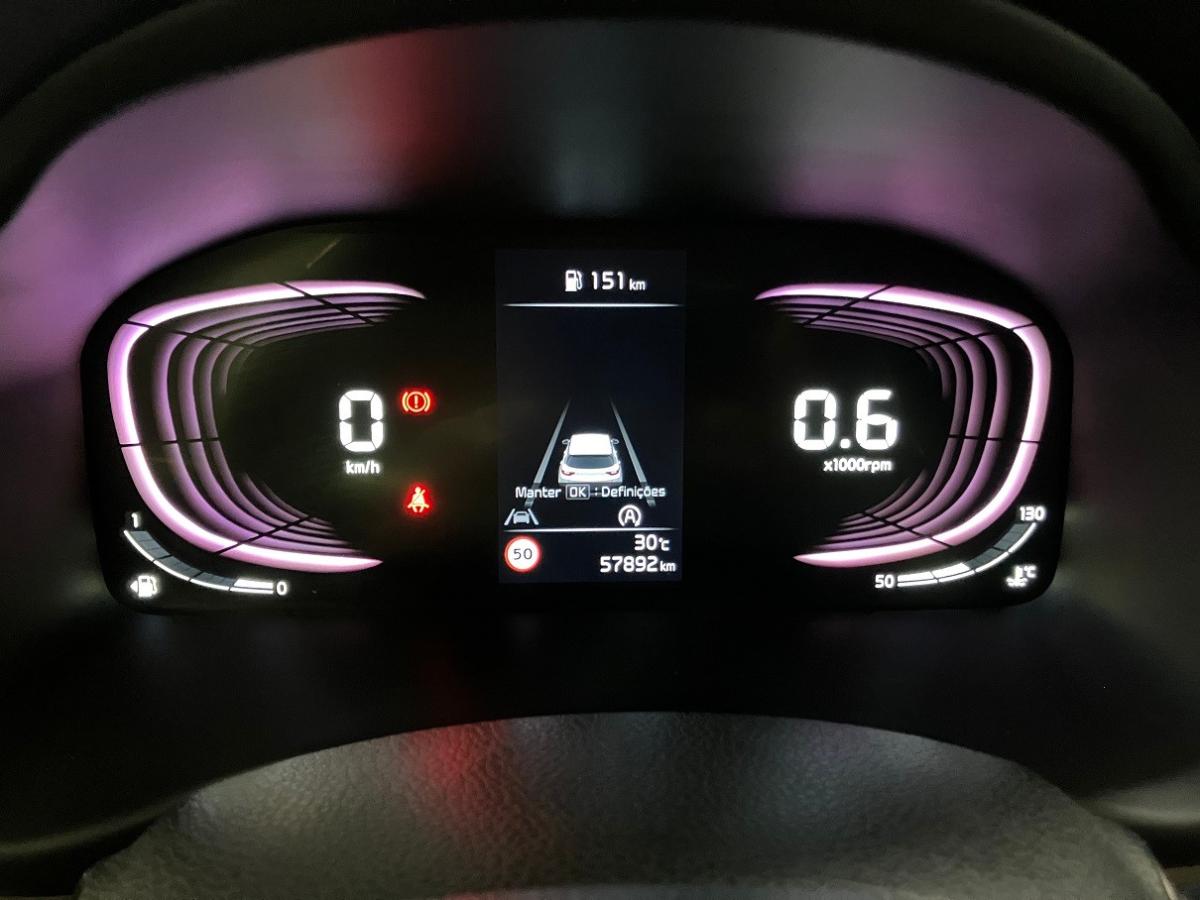 kia-stonic-2024-gasolina-1197cc
