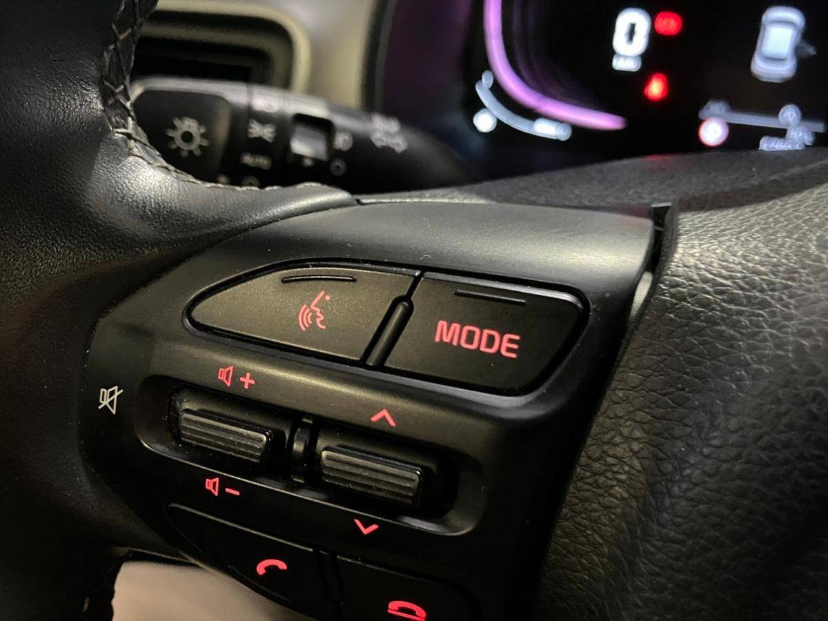 kia-stonic-2024-gasolina-1197cc