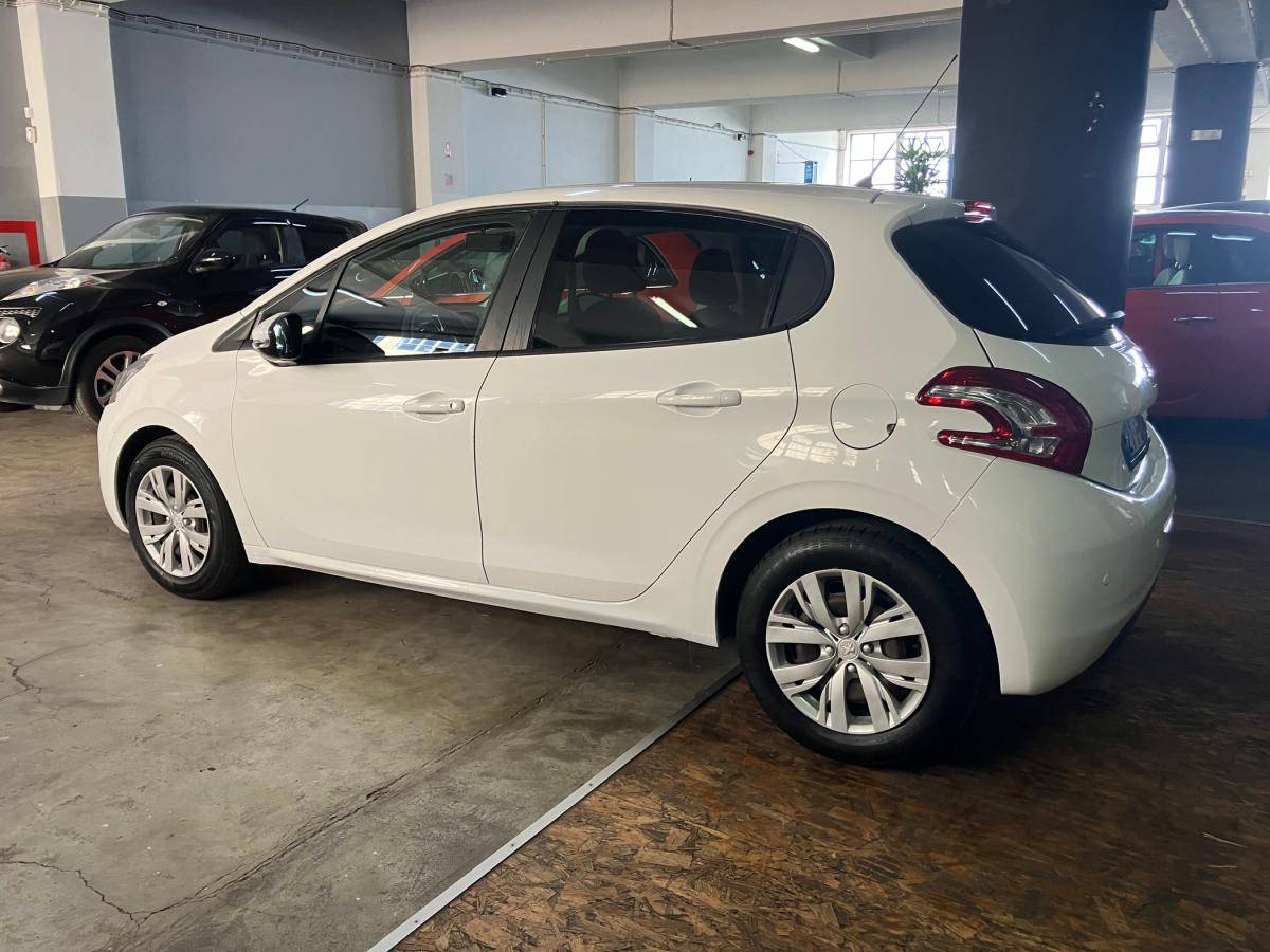 peugeot-208-2015-diesel-1398cc