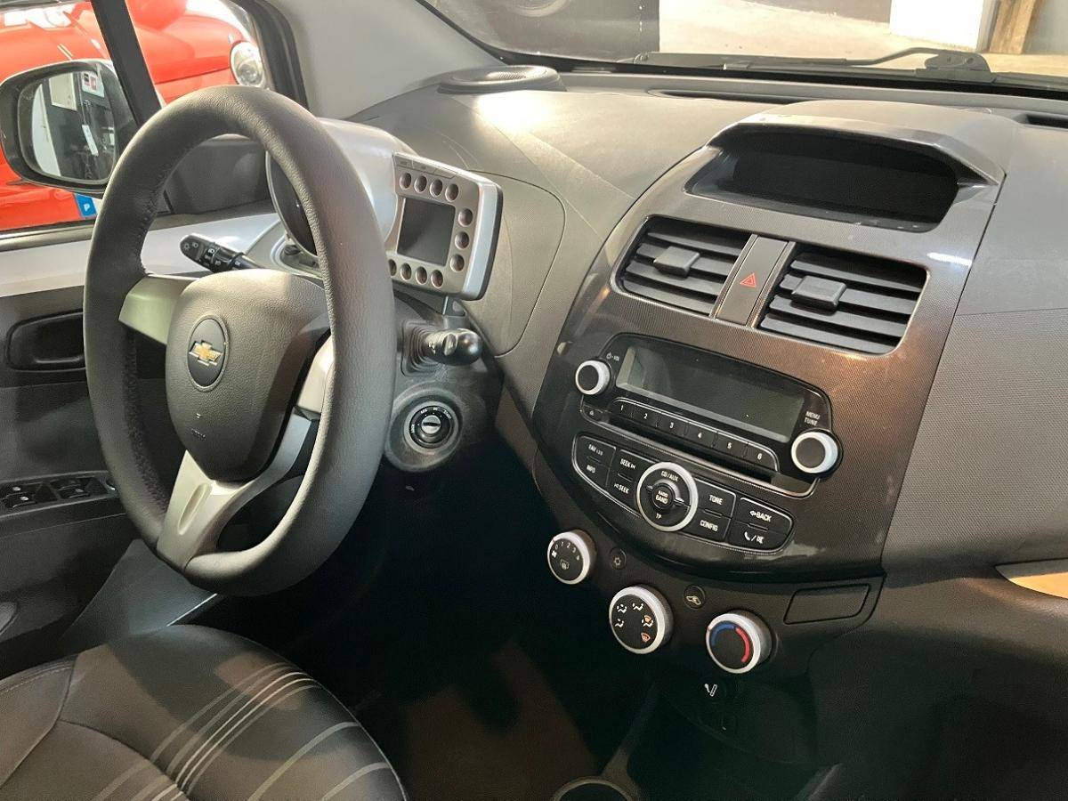 chevrolet-spark-2013-gasolina-995cc