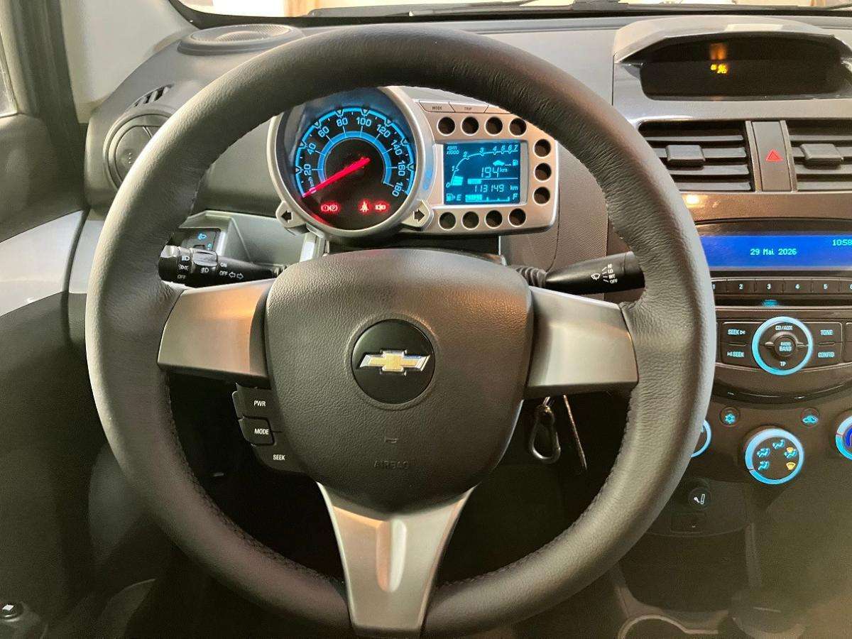 chevrolet-spark-2013-gasolina-995cc