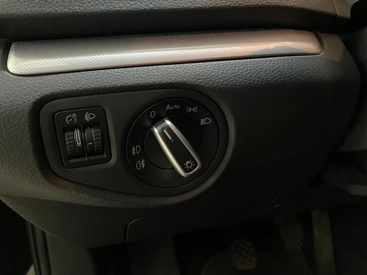 volkswagen-sharan-2012-diesel-1968cc