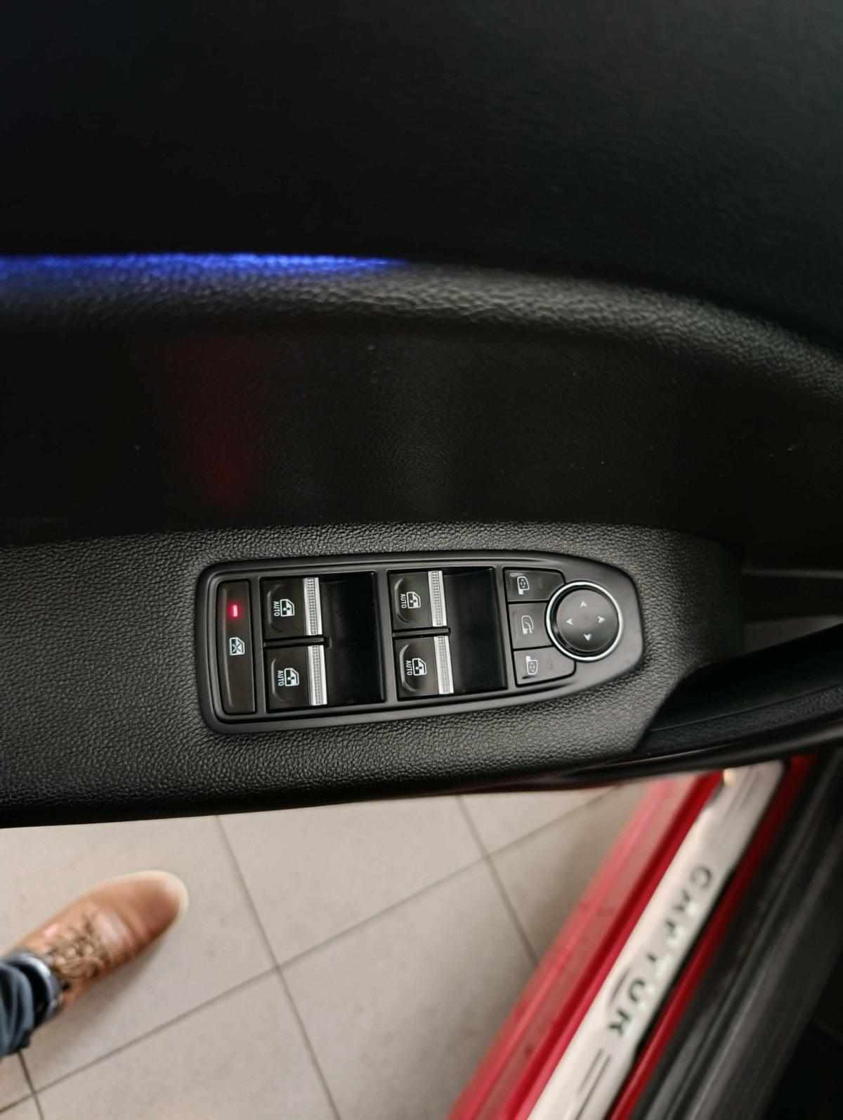 renault-captur-1-0-tce-2020-gasolina-1000cc